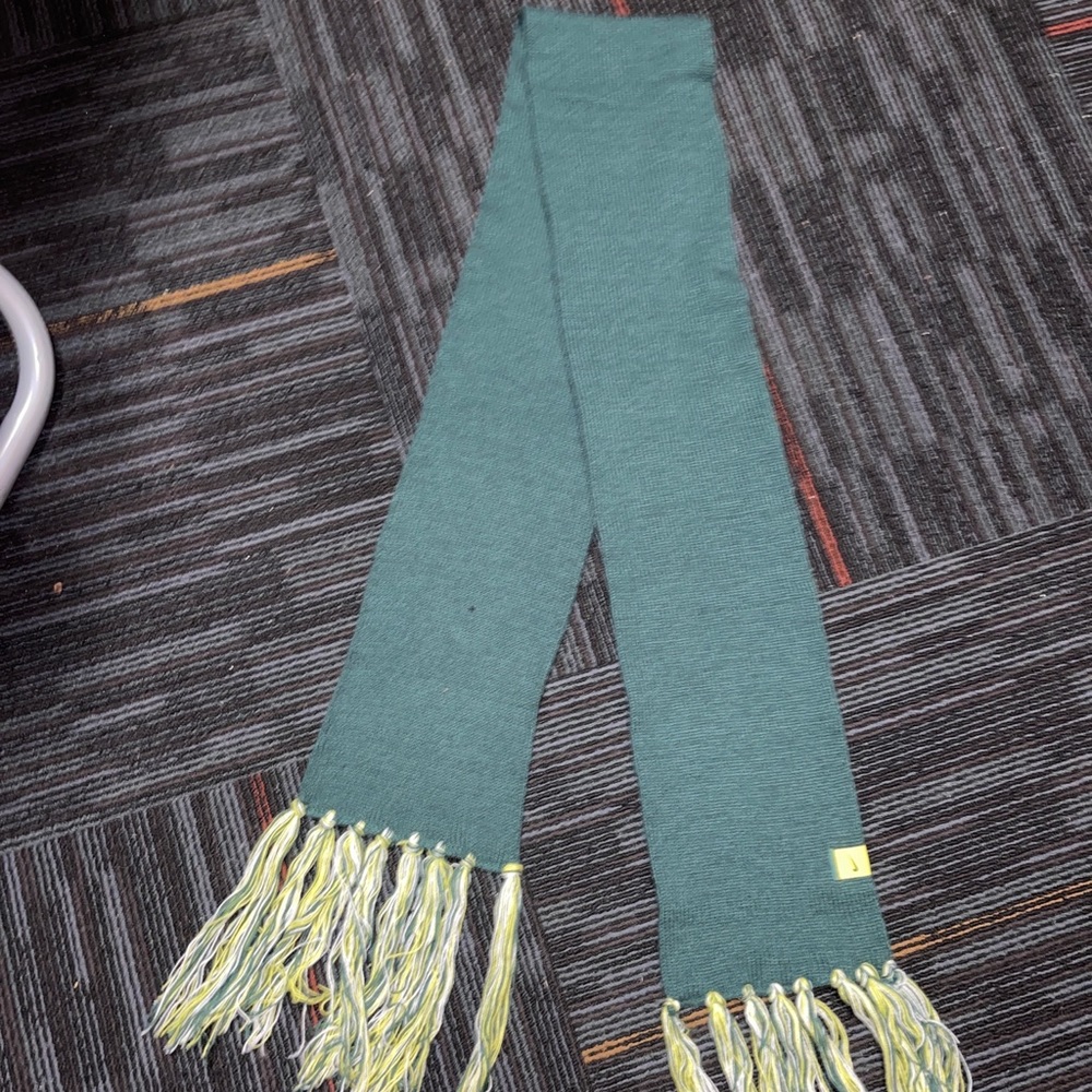 Nike University Of Oregon Ducks Scarf Green Yellow Adult Size